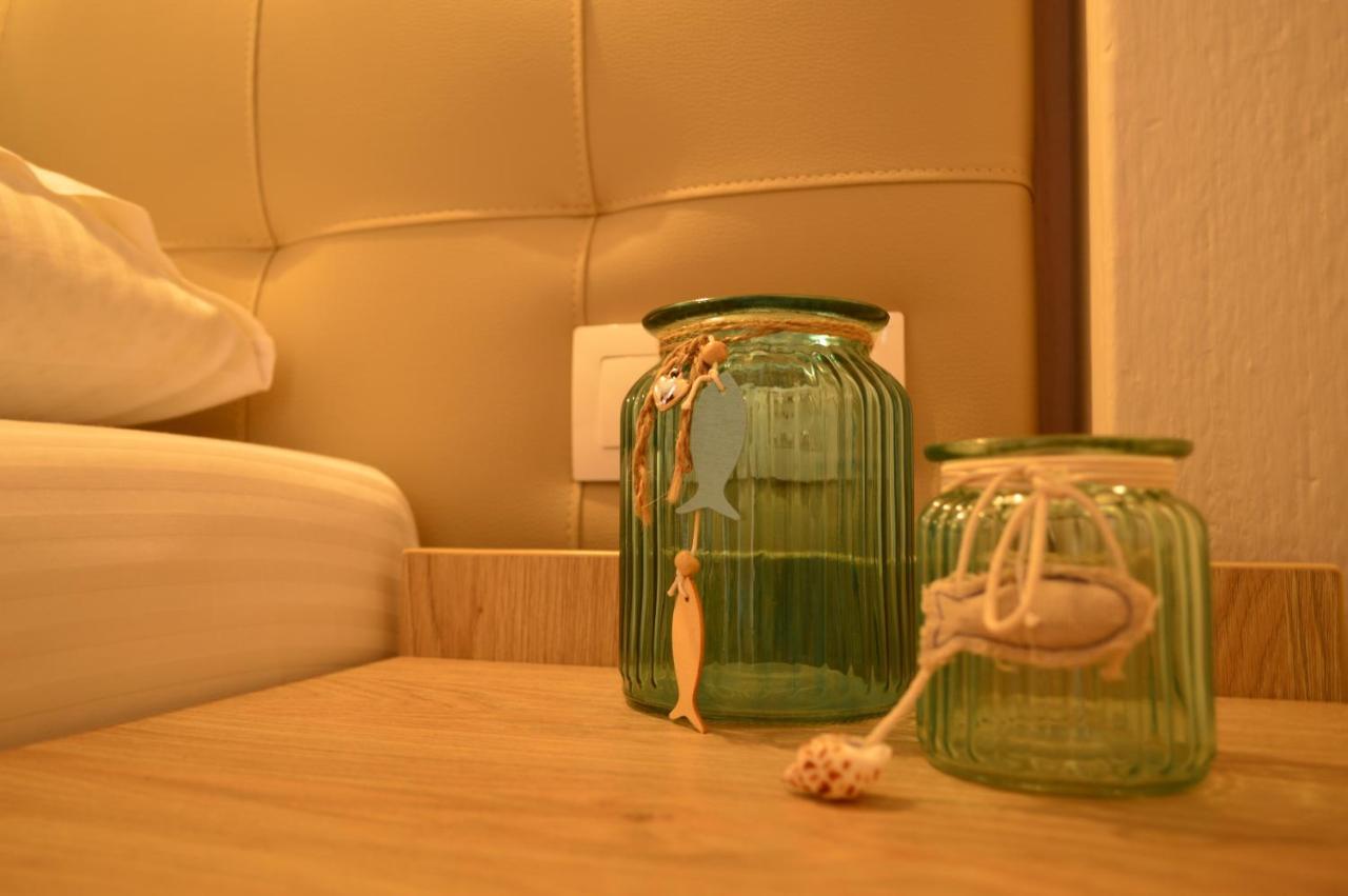 サルティ Giannas Houseアパートホテル エクステリア 写真