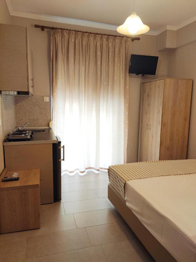 サルティ Giannas Houseアパートホテル エクステリア 写真