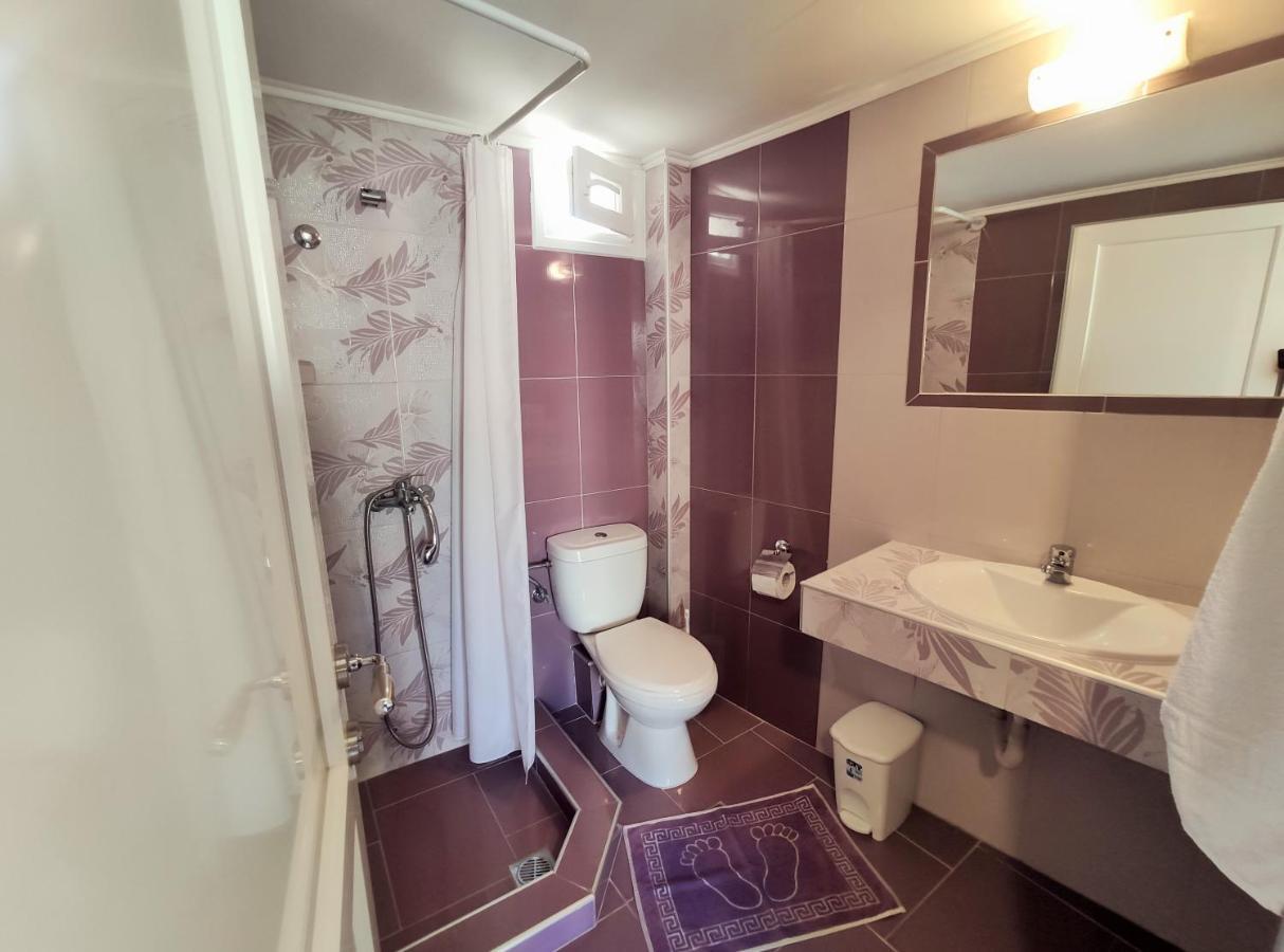 サルティ Giannas Houseアパートホテル エクステリア 写真